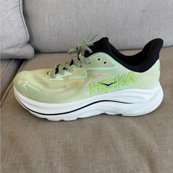 Hoka Clifton 10 Running Shoes Sz 10 Green Sneakers - Picture 13 of 16